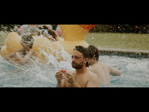 Entrelíneas Ft. Laura Ortega - Otro Verano (Video Oficial)