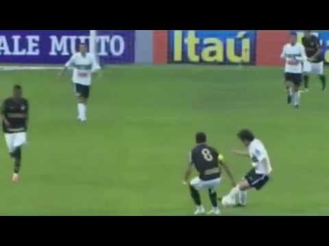 Coritiba vs Botafogo : Un dribble de jeu vidéo venu du Brésil !