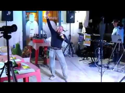 Simone Merini presenta la gara canora " Cantando nel piatto " ( 2018 )