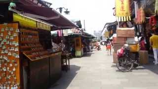preview picture of video 'Hangzhou (杭州): Hefang Street (河坊街)'