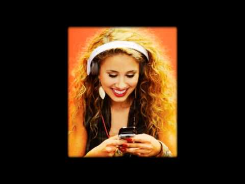 Haley Reinhart - Rolling In the Deep - Studio Version