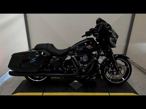 2025 Harley-Davidson Street Glide Grand American Touring FLHX