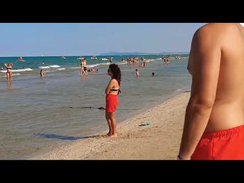 🏄‍♀️🏄‍♂️Rimini Beach🏄‍♂️🏄‍♀️One Of The Best Beach In Italy//Going On This Beach//Nice Place//