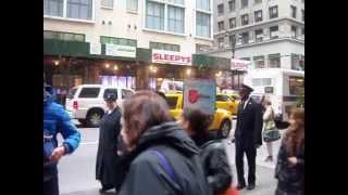 preview picture of video 'Aslanmirza family on 5th Avenue / Manhattan -New York City'