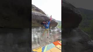 Video thumbnail of La comarca, 6b+. La Comarca