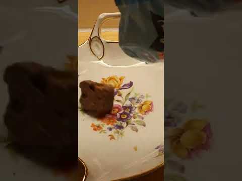 Bite size Chocolate nachos #nachos #nacho #crunchyasmr #chocolate