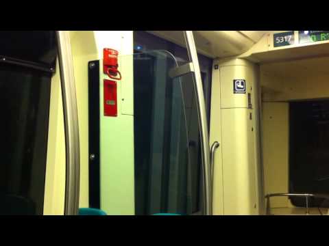 RET Metro Rit 5317 met nieuwe donker kleurige deuren van Beurs naar Rotterdam Centraal