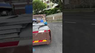 マレーシアの歩行者は命がけ?逆走バイクと突然の落とし穴…モントキアラからハタマスのホーカーへ歩いて向かう道中【YouTubeライブハイライト①】 #マレーシア生活 #海外移住