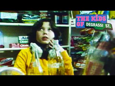 Sophie Minds The Store | 106 | The Kids of Degrassi Street