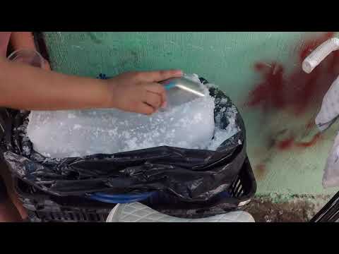 Como raspar el hielo para la nieve