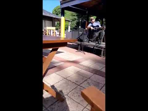 DIEGO YAMUS - Recital en Café Positivo (fragmento, 12 diciembre 2025)