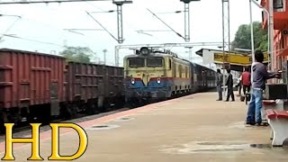 preview picture of video 'Angry BHILAI [BIA] WAM-4 Engine Goes Berserk With James Bond 17007 SECUNDRABAD - DARBHANGA EXPRESS'