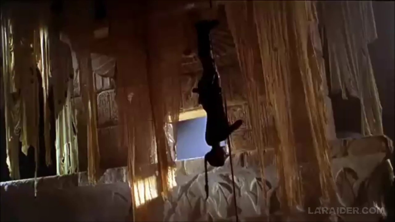 "Lara Croft Tomb Raider" / Bande annonce #1 (VF)