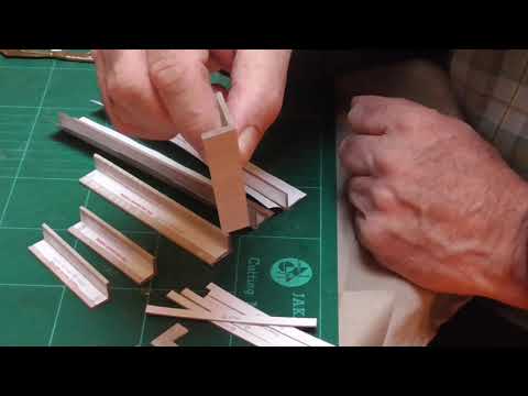 My model railway build 31, Scalescenes large station, main building corner caps.