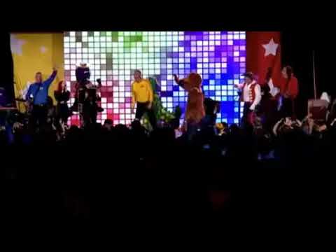 The wiggles Greg collapsed(2)