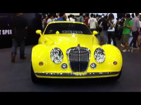 Custom Mitsuoka Himiko @ Super Import Nights 2012