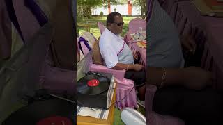 Download lagu Life is Sweet! Francis Atwoli enjoying it! mp3