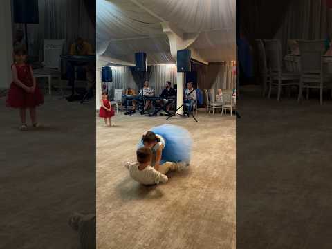 Am picat jos😅 dans #subscribe #like #viral #bogdan #foryou #youtube #ytshorts #funny #shorts