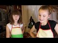 PIERNIKOWA MASAKRA! - Wiki i Madzia w kuchni! #1 🎄 | VictoriaBarbae