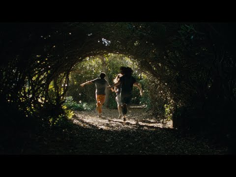 A écouter en préparant Burgers marinés à la sauce barbecue miel et moutarde