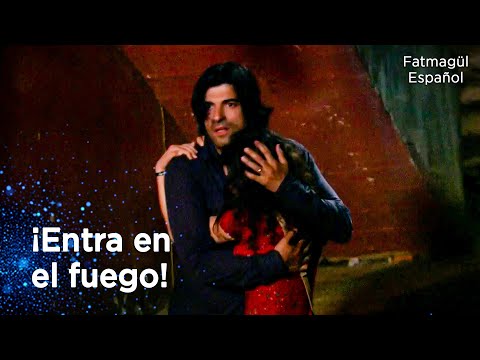 Kerim entra a la casa para salvar al padre de Esma - Fatmagül Español