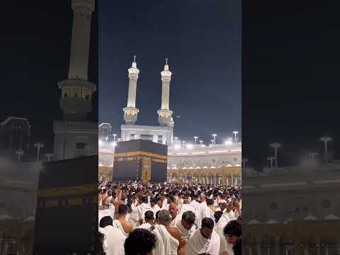 Kâbe’nin muhteşem görüntüsü! Tüyleri diken diken eden an…