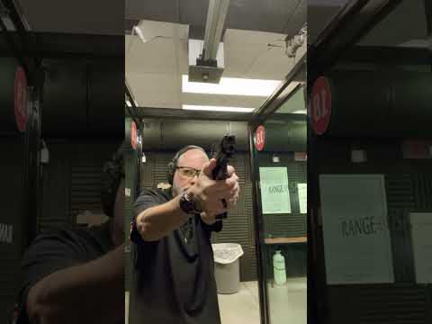 A Production Gun That Looks \u0026 Feels Like A Custom Gun - Springfield Echelon Review