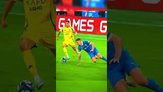 When Ronaldo cooks defenders #2 🥶