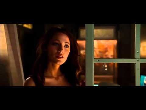 Green Lantern - What the hell with that mask