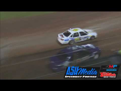Street Stocks: Nigel O'Neil and Scott McDermott Battle - Kingaroy Speedway