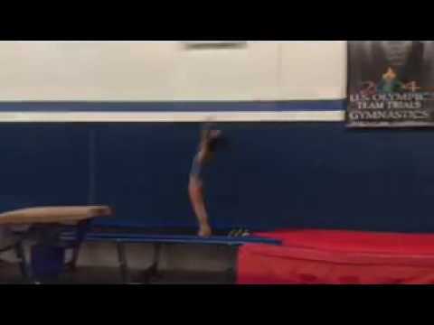 Hannah Nipp - Double pike