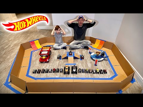 Montei uma ARENA de PAPELÃO da HOT WHEELS MONSTER TRUCKS - Brancoala