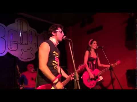 GRUPO SUB-1- Matar a Hitler (Sala BeGood 10-11-12)