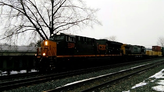 preview picture of video '[HD] CSX Intermodal Westbound in Fairport, NY'