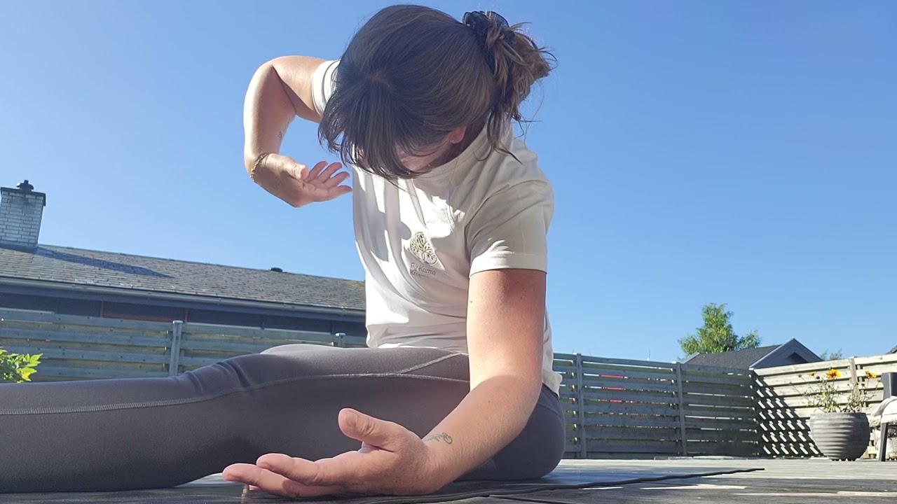 Stræk der åbner hofte og ryg