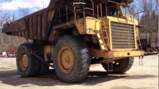 preview picture of video 'GIANT CAT 777 CATERPILLAR ROCK HAULING TRUCKS IN UNIONTOWN, PENNSYLVANIA.'