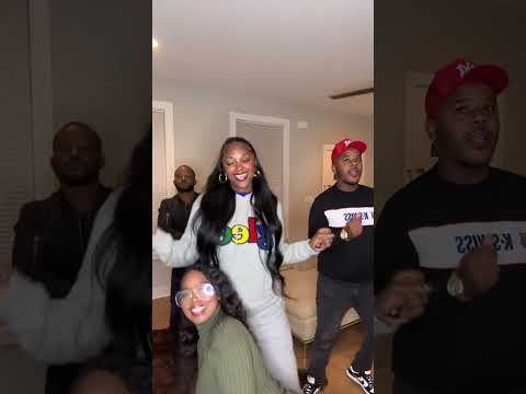 Groovy Dance Party: Fun Times and Energetic Moves#dancevideo #funmoves #dancechallenge