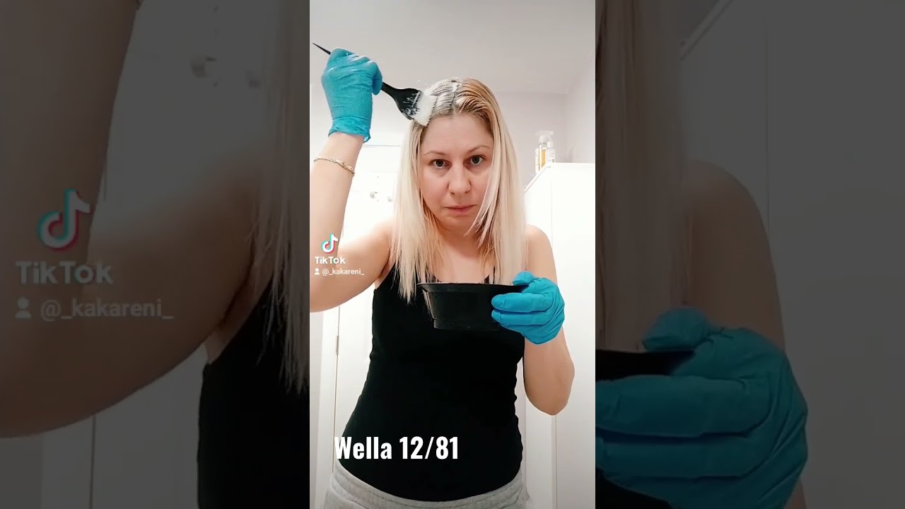 Watch video Dying my hair blonde without bleach with Wella 12/81| Боядисвам си косата руса без супра! #dying Now Dying my hair blonde without bleach with Wella 12/81| Боядисвам си косата руса без супра! #dying