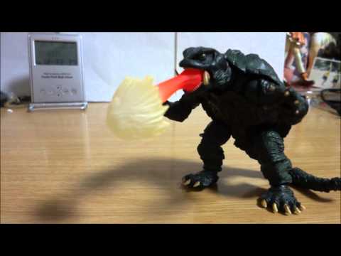 Sci-fi REVOLTECH GAMERA Review
