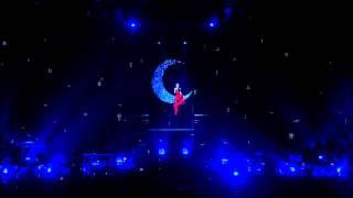 Kylie Minogue - Somewhere Over The Rainbow + Come Into My World live