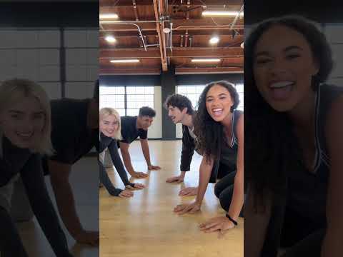 There's new wolves in the pack 🐺 | Chandler Kinney #DWTS  | #ZOMBIES4: Dawn of the Vampires