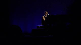 Chantal Kreviazuk - Souls (partial) - Olympia -  Montreal - February 5th 2010