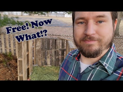 FREE! DIY Compost Bin - Learning as I Go