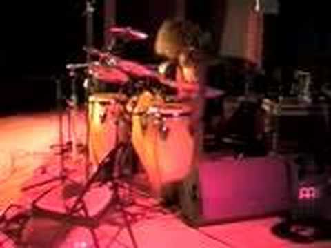 INOR SOTOLONGO / Cuban Percussion set-up