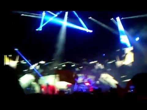 Skrillex @ Electric Zoo - Day 3 - 9/2/12 - Avicii - Levels (Skrillex Remix) - Part 3/8