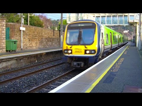 IE 29000 Class DMU Train number 29425 - Killiney Station, Dublin