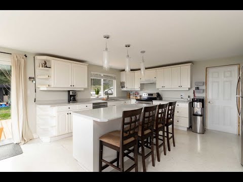 270 Saltspring Way | Salt Spring Island, BC - The Agency