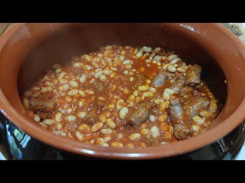 Fagioli e salsiccia - beans and sausages