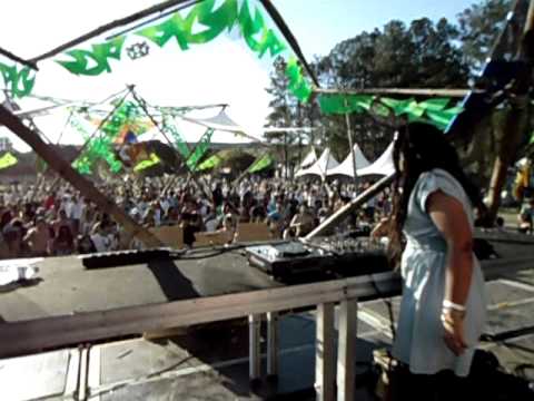 Djane Rosa Ventura @ Respect Festival - Maia Revolution 13 e 14/08/11