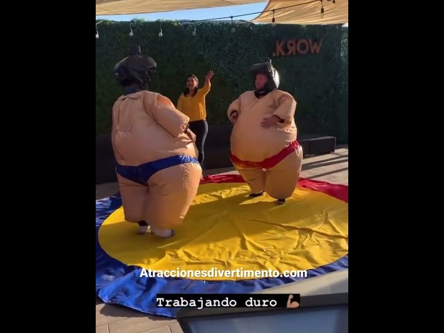 Vídeo relacionado con CEWIFO Sumoringer Disfraz infantil hinchable para niños, divertido disfraz de carnaval a cuestas para niños y niñas